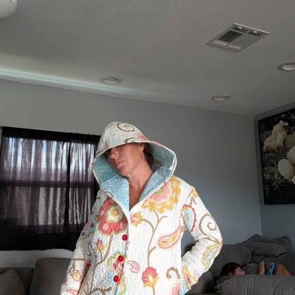 Handmade Floral Vintage Quilt Coat Jacket Upcycled One of a Kind - Picture 9 of 9